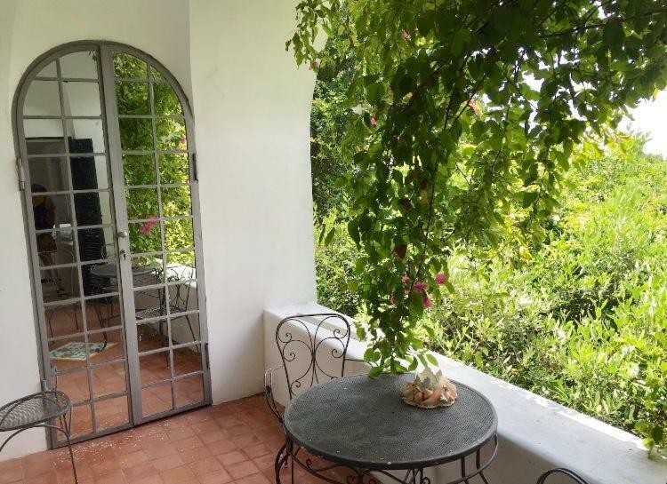 Villa Guya Капри Екстериор снимка